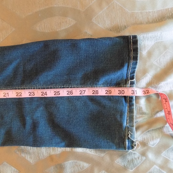 Red Label London - Picture 3 of 4